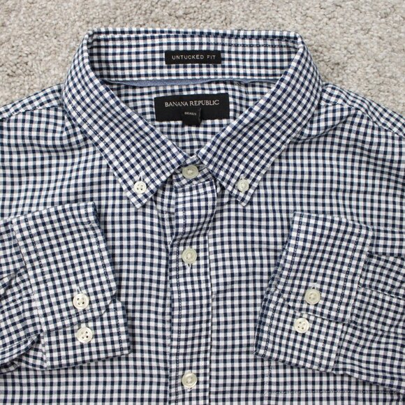 Banana Republic Oxford Shirt Mens Large Blue Untucked Fit Slim Fit Cotton L/S - Picture 1 of 14
